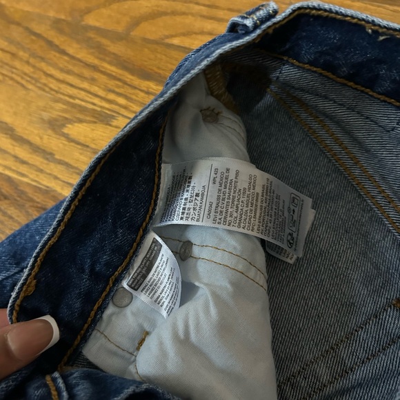 Levi’s 501 distressed denim - Picture 9 of 9